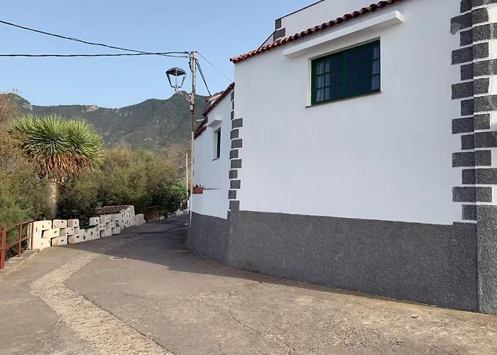 Lantställe Canaria Hombre De Palo