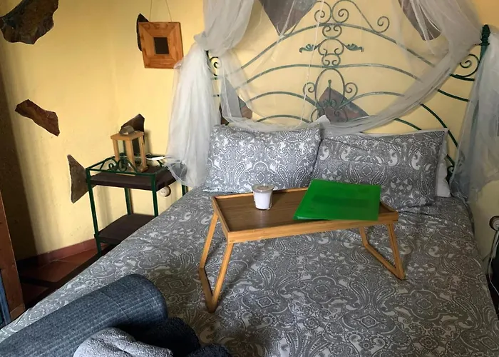 Canaria Hombre De Palo Lantställe